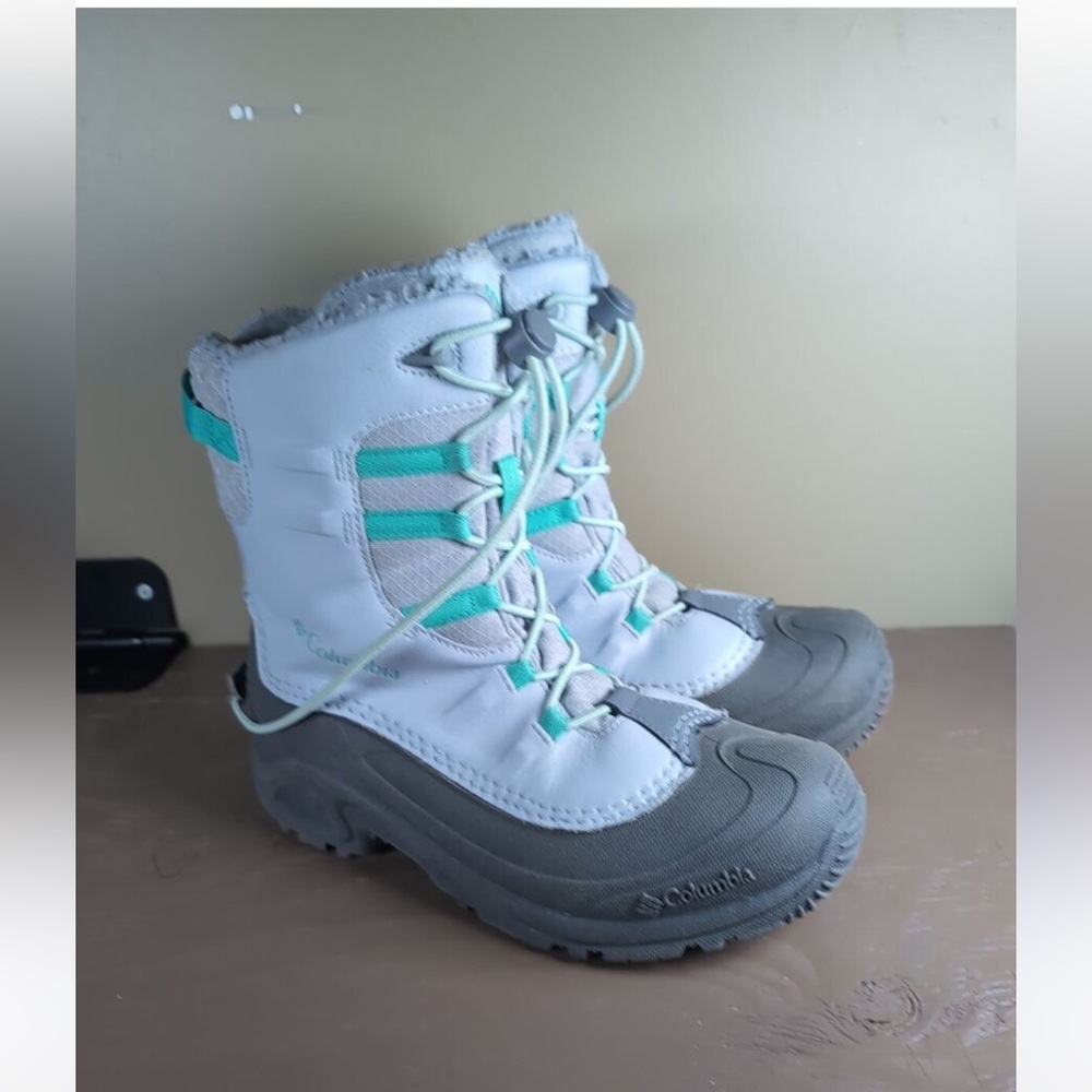 Columbia kids winter boots